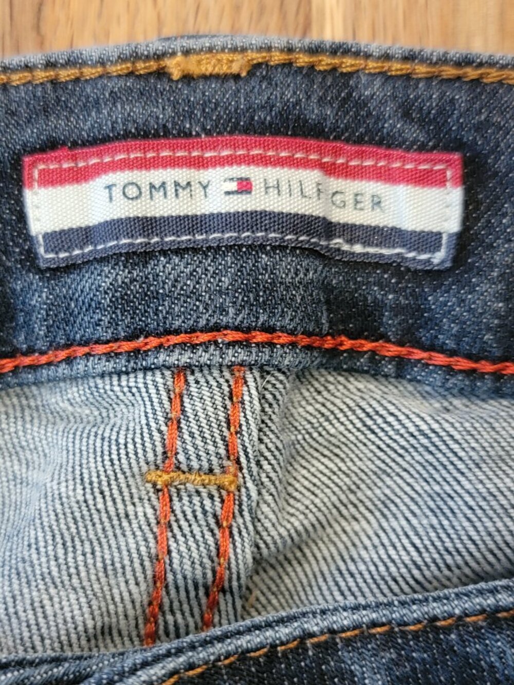 Tommy Hilfiger Classic Women's Bootcut Medium Wash Mid Rise Blue Jeans - Picture 9 of 12